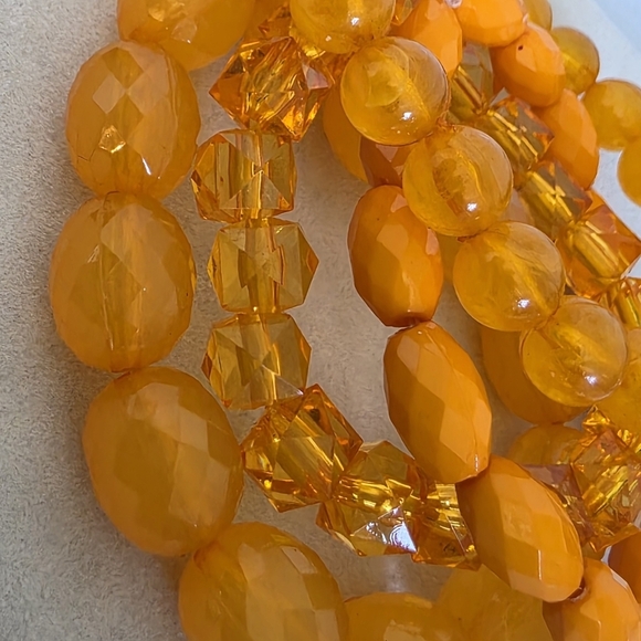 Set of Four Orange Faceted Acrylic Bead Bracelet - Picture 4 of 6